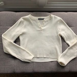 Long sleeve knit top